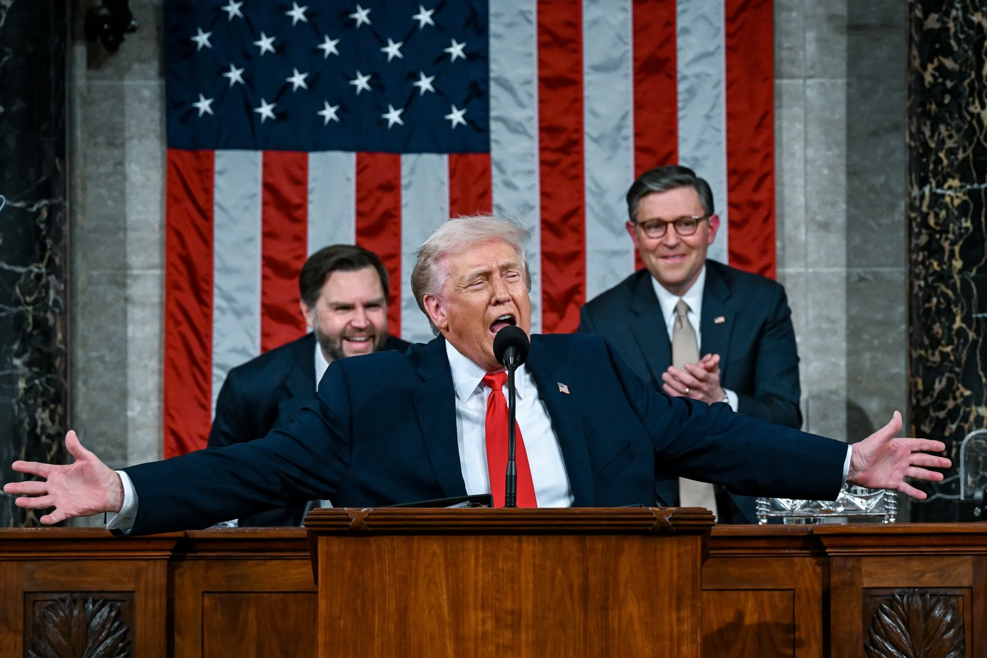 ڈونلڈ ٹرمپ کا ایرانی سپریم لیڈر خامنہ ای اور ان کے جانشین سے متعلق تہلکہ خیز دعویٰ