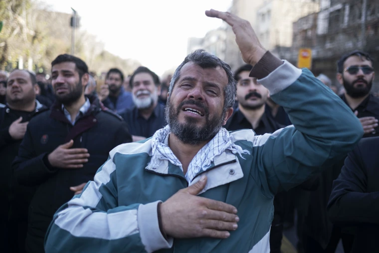 آیت اللہ خامنہ ای کی مبینہ شہادت اور نیویارک ٹائمز کے انکشافات: تہران میں کیا ہو رہا ہے؟