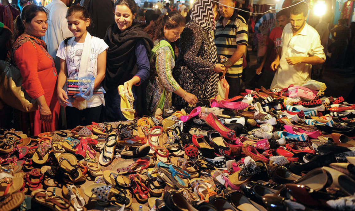 عید شاپنگ کراچی ٹریفک: تازہ ترین صورتحال، متبادل راستے اور جامع گائیڈ